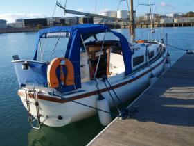 A full enclosure that doubles as a bimini